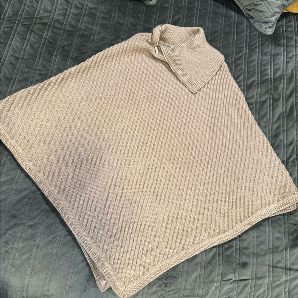 MICHAEL Michael Kors Sweater Poncho